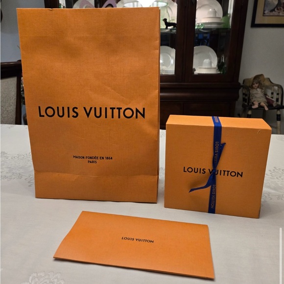 Louis Vuitton Brown Monogram Belt - Picture 5 of 6